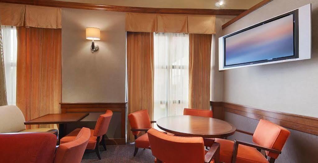 Hyatt Place-Dallas/ארלינגטון מראה חיצוני תמונה